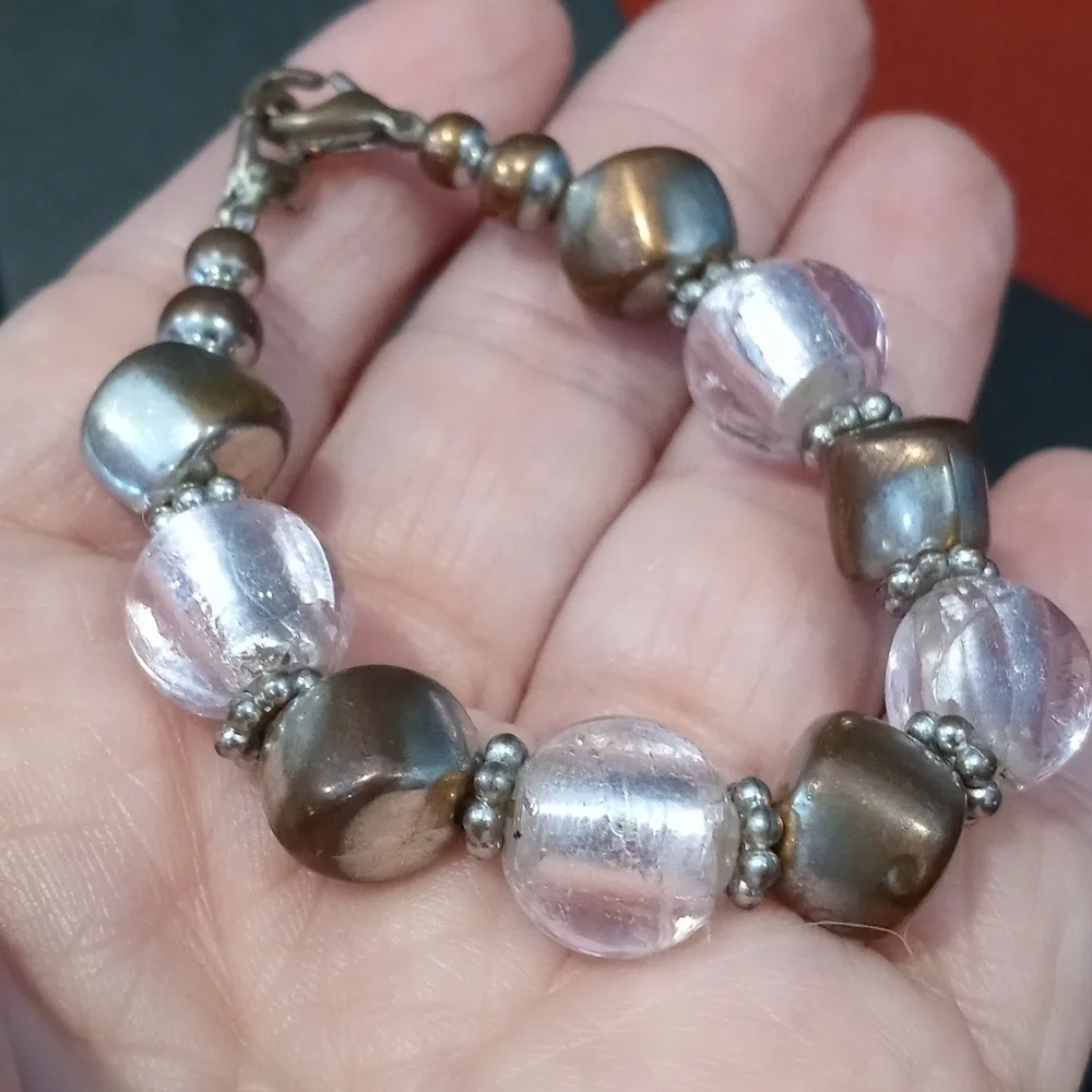 Child's bracelet 6 in pink and amber beads Lobster Claw closure